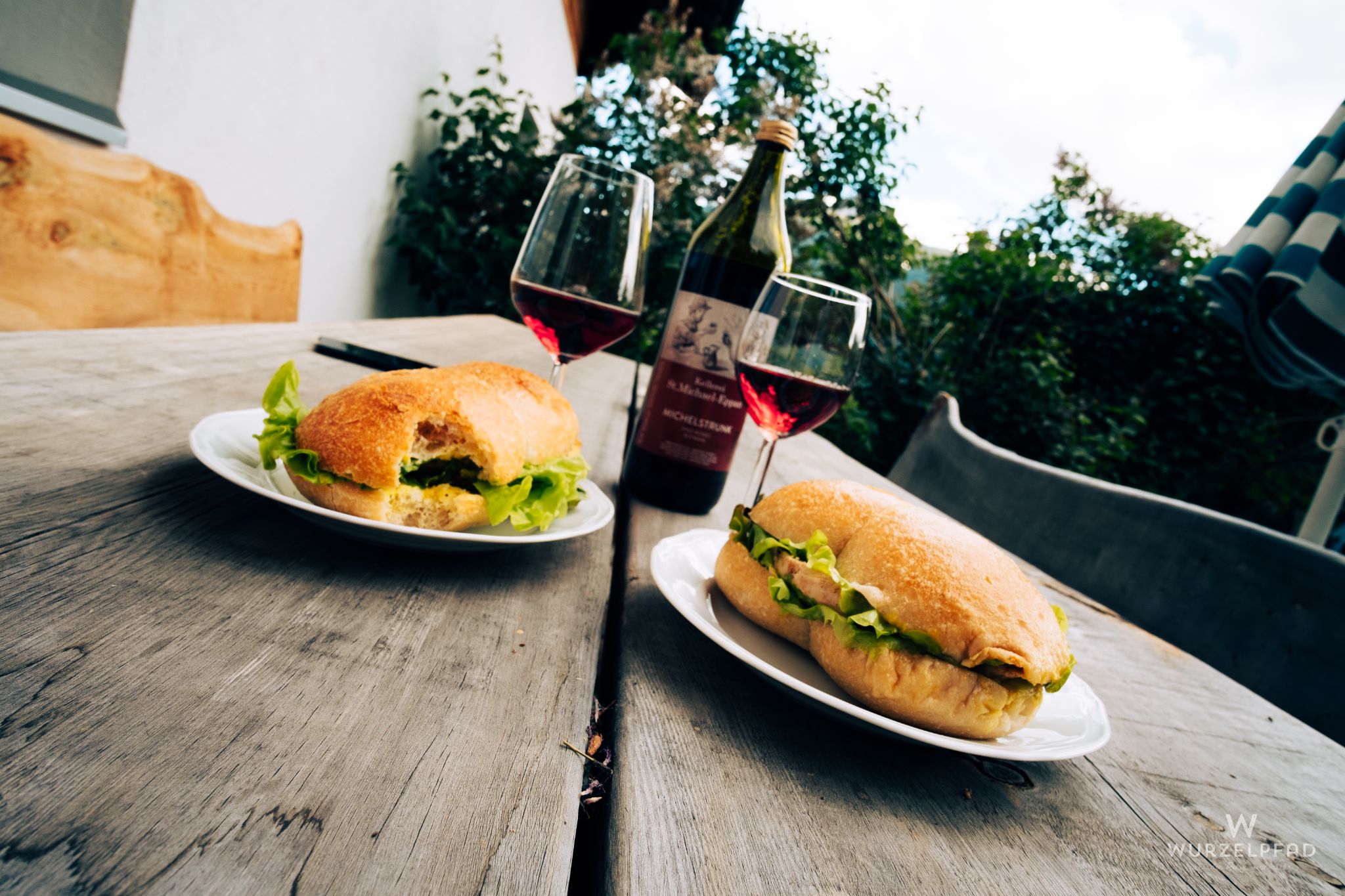 Putensandwich mit Traubensaft